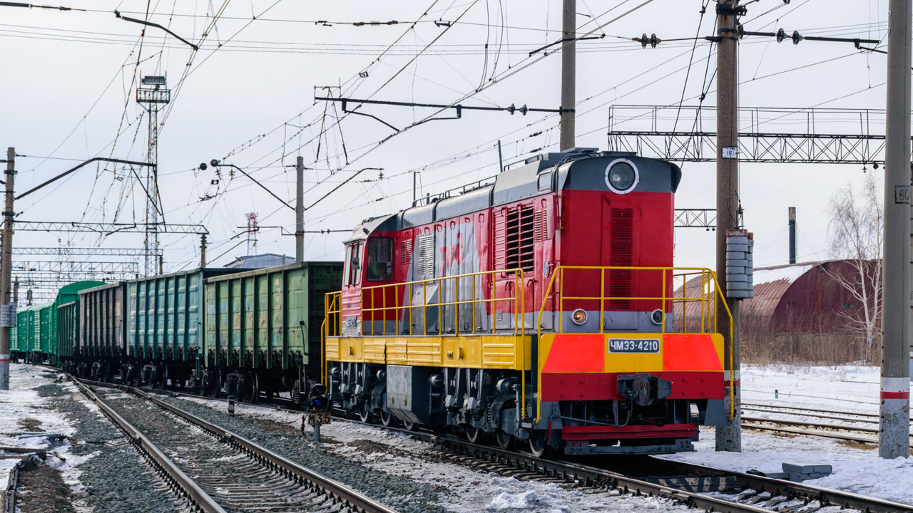 Тепловоз ЧМЭ3-4210