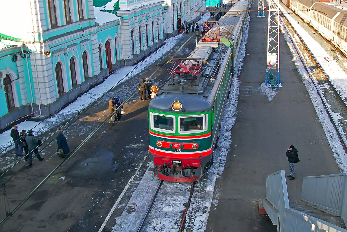 Электровоз ЧС2-886
