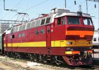 4-652