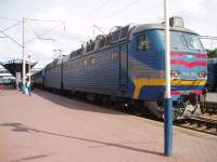 8-009