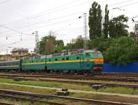 8-044
