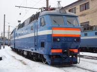 7-023