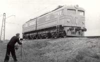  8-009. 1956 .
