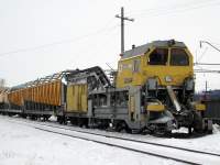 7-001