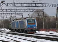 1-002