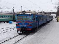 9-587